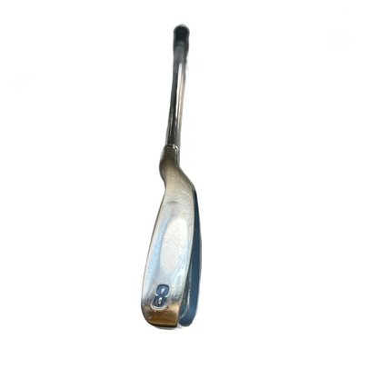 Cobra King Cobra 3400 I/XH 8-jern hoved top - sølv hoved med 8-tal set fra siden